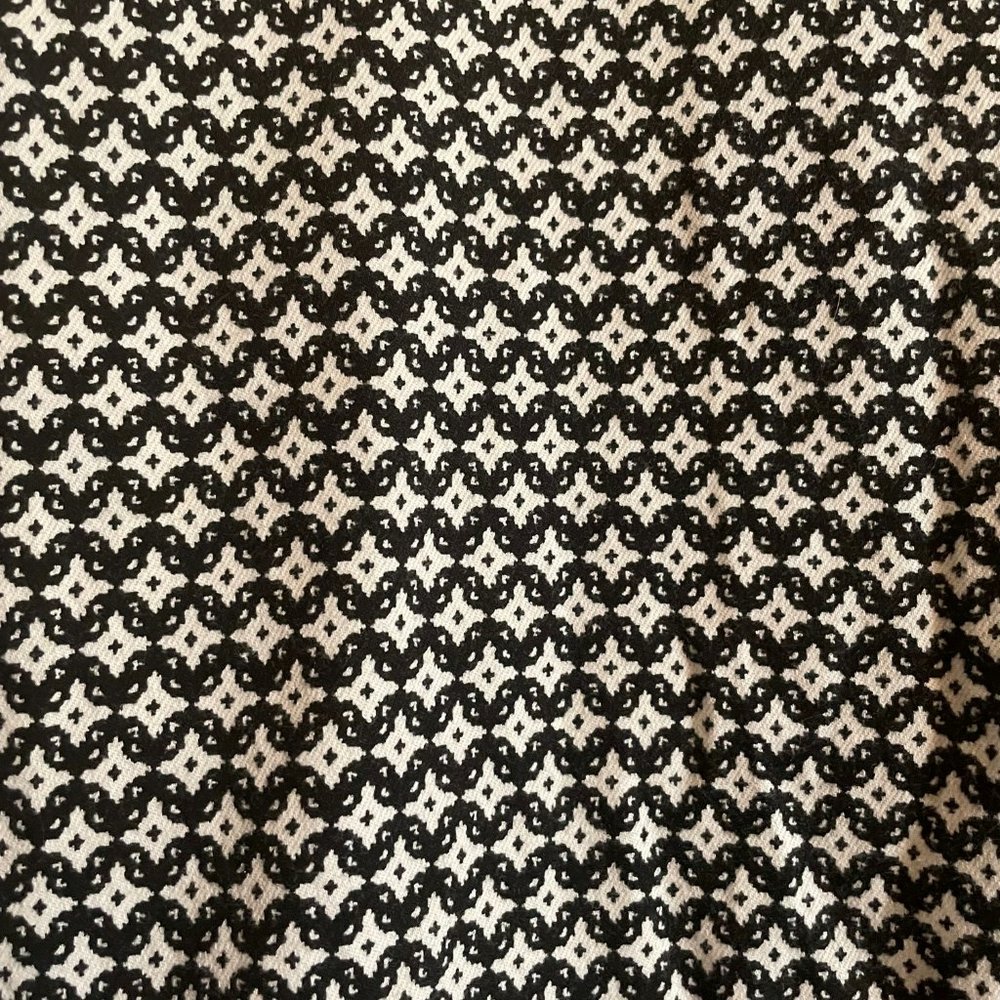 LOFT Marisa Skinny Pants with Geometric Print - Picture 6 of 7